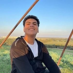 Meet your Posher, Yahya